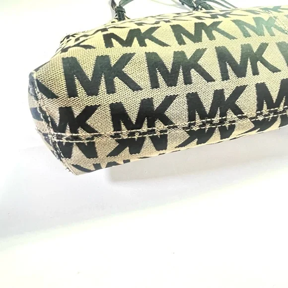 Michael Kors Black and Tan Women's Bag - Picture 10 of 10